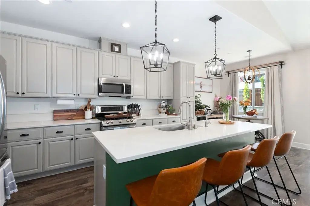 1053 Shultz Lane, Santa Maria