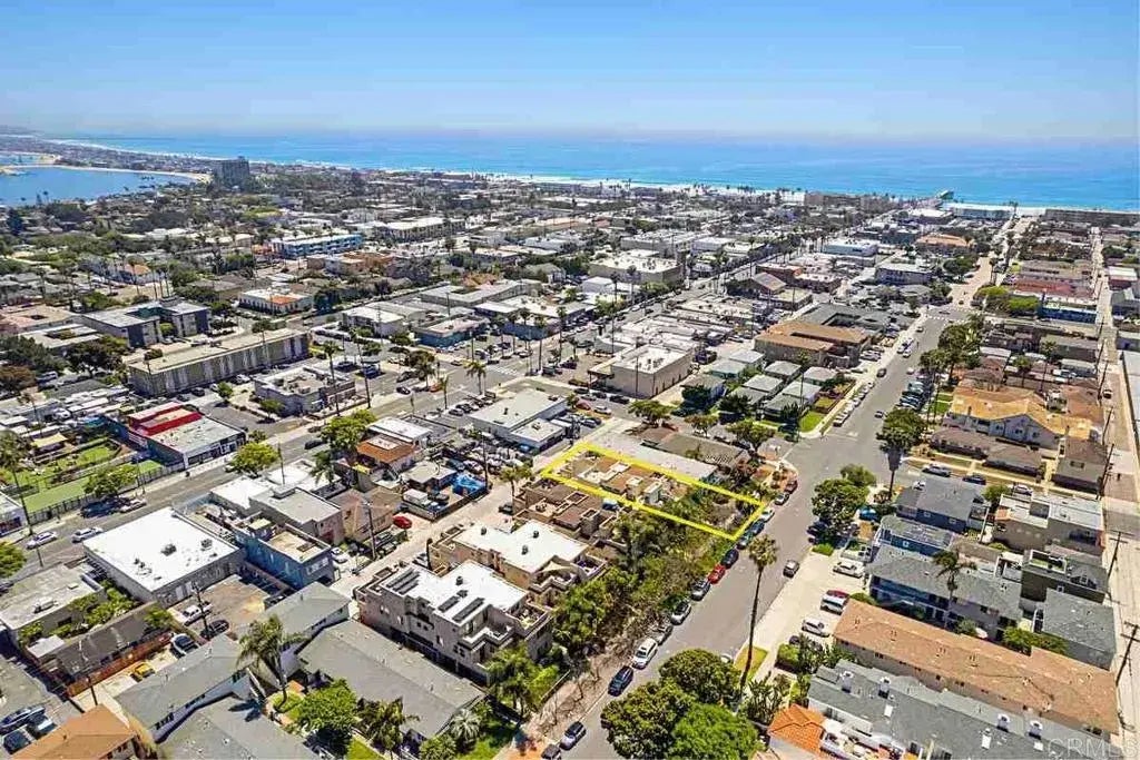 1135 Felspar Street, Pacific Beach (san Diego)