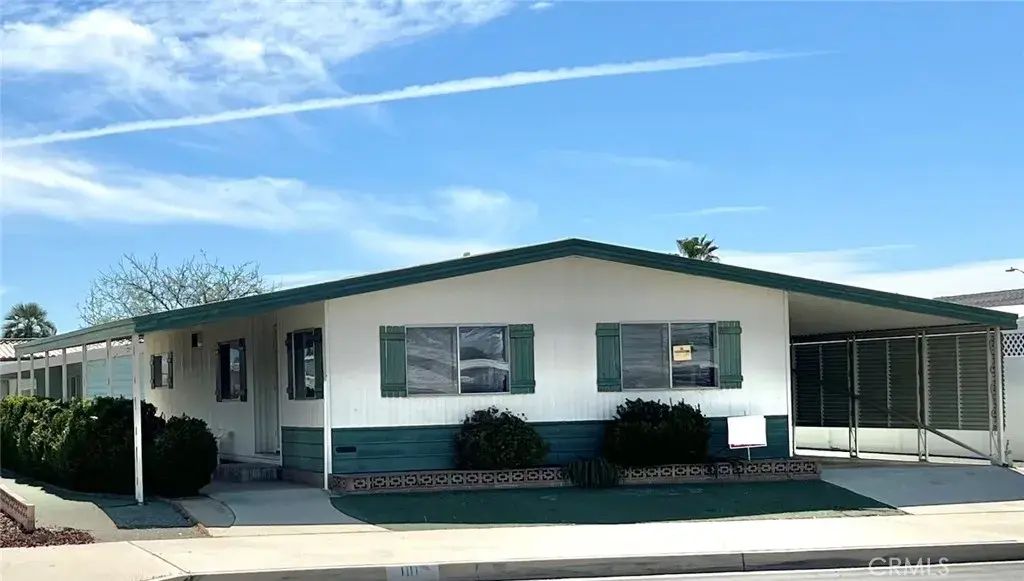 1111 W Johnston Avenue, Hemet