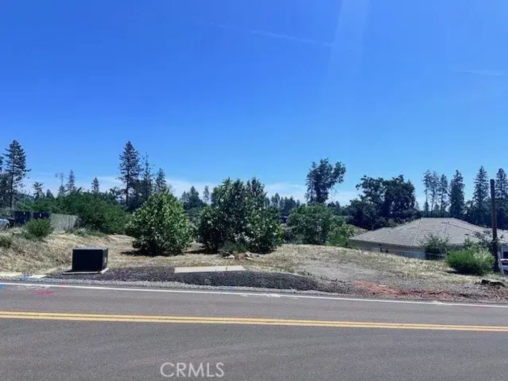 5700 Sawmill, Paradise