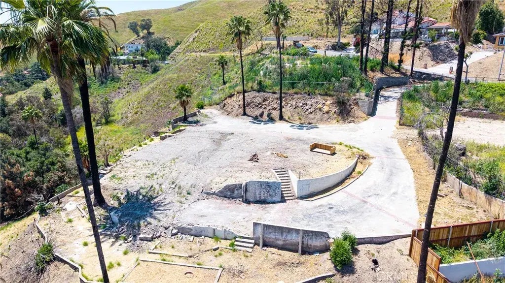 875 W Vista Dr, San Bernardino