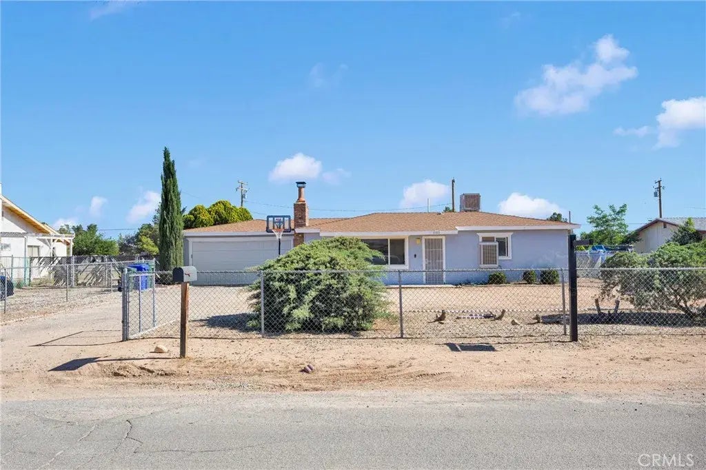 21822 Dotame Ave, Apple Valley