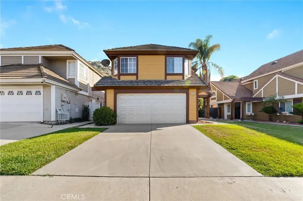 16207 Trailwinds Drive, Fontana