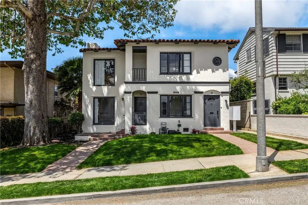 259 Park Avenue, Long Beach