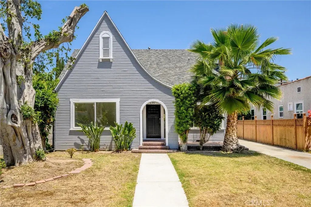 635 Palm Drive, Glendale