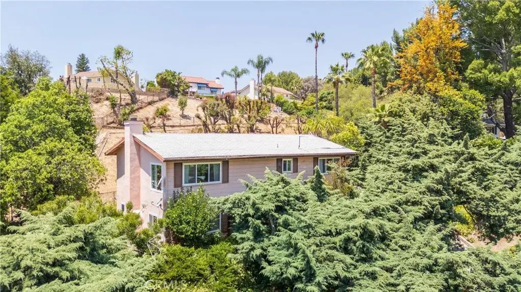 11811 Louise Avenue, Granada Hills