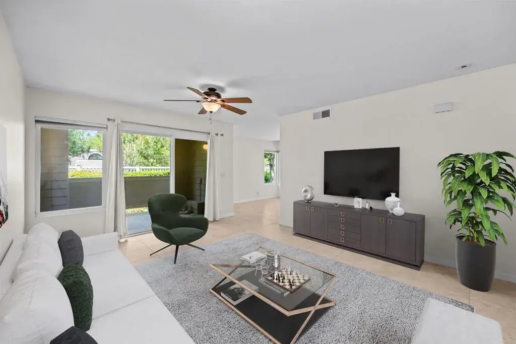 1071 Shadowridge Drive 55, Vista