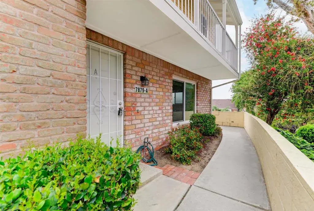 7879 Rancho Fanita A, Santee