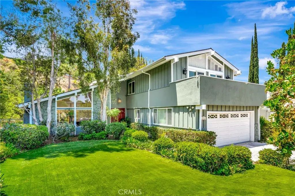 22668 Flamingo Street, Woodland Hills