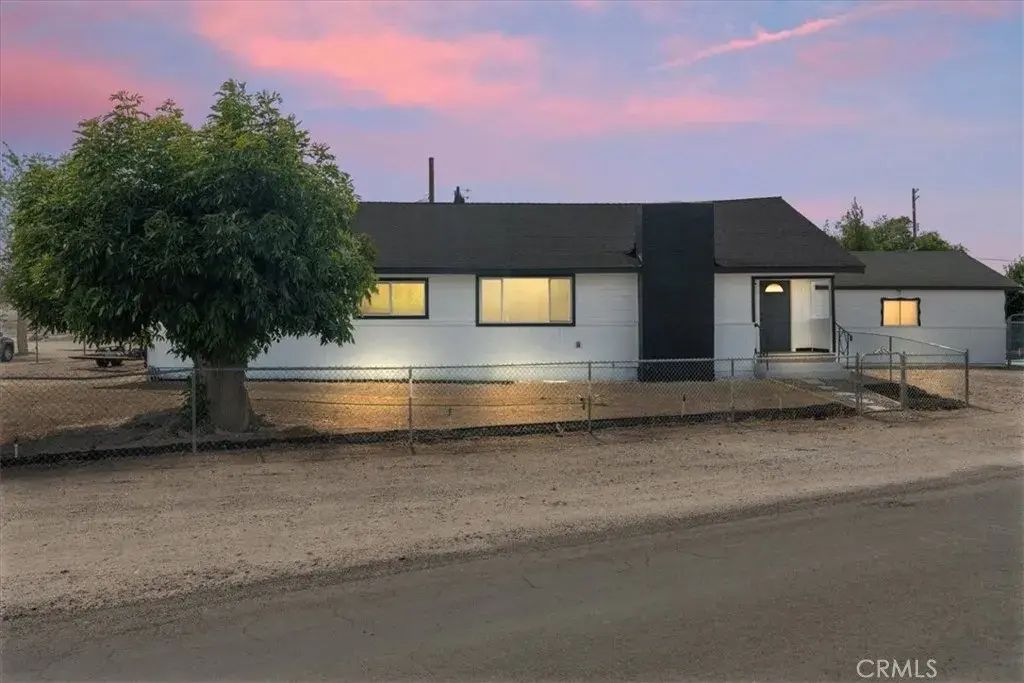 901 Hazelton Street, Maricopa