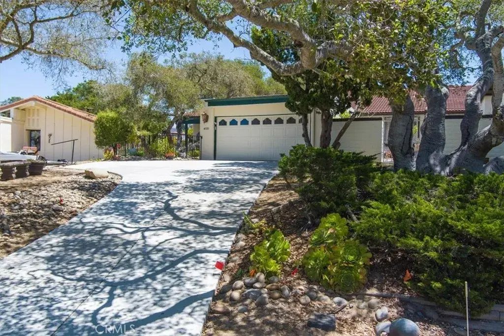 4131 Oakwood Road, Lompoc