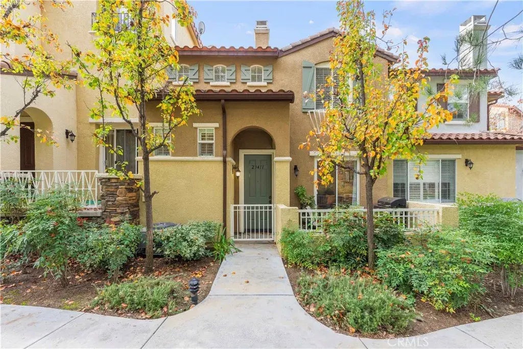 23411 Abbey Glen Place 41, Valencia