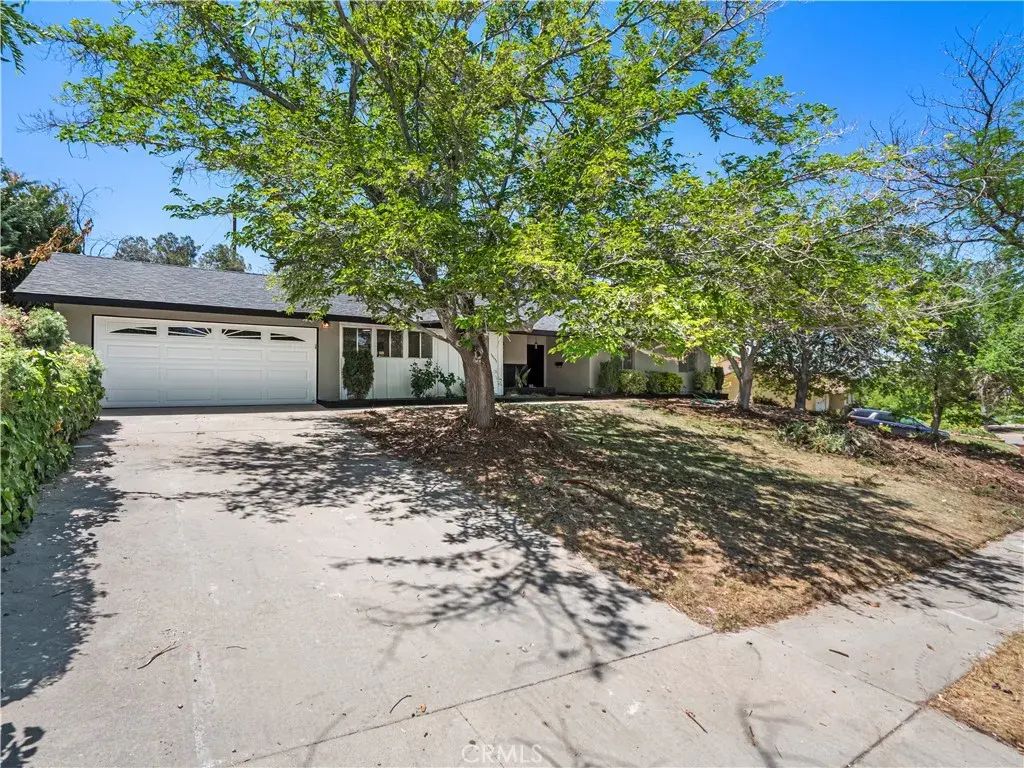 38537 Desert View Drive, Palmdale