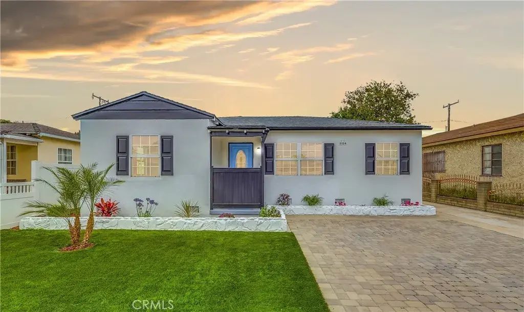 2124 Baltic Avenue, Long Beach