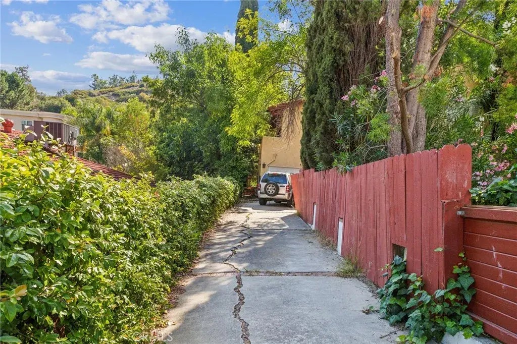 Photo of Listing #PW25120789