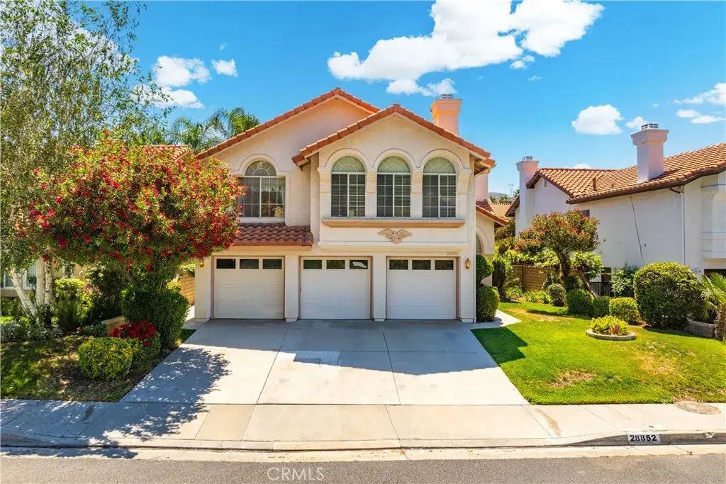 28852 Woodside Drive, Saugus