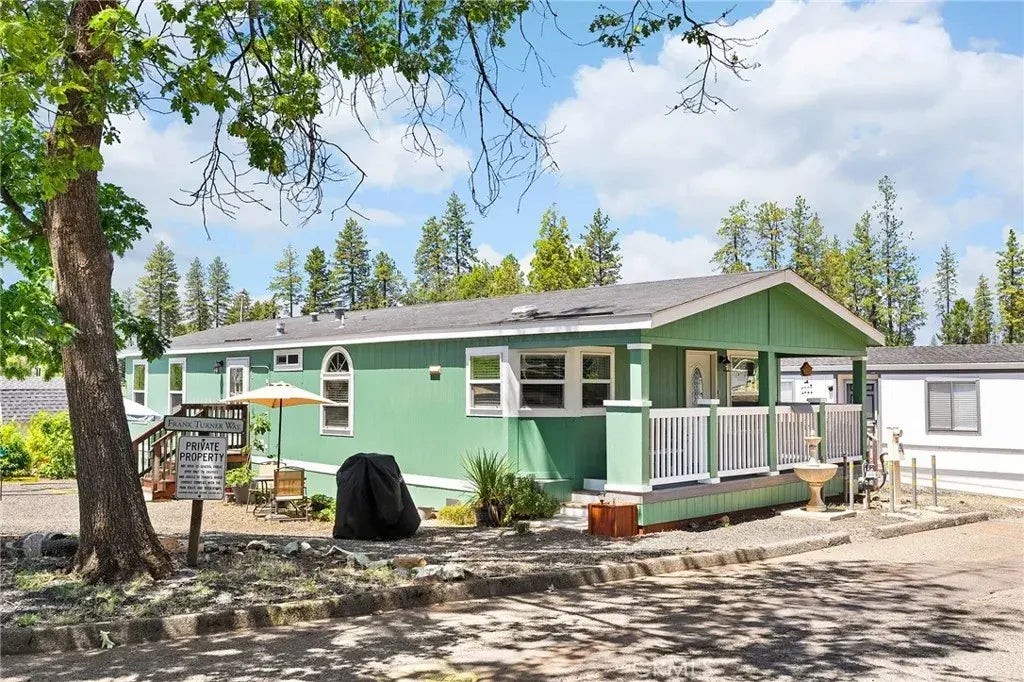 6303 Frank Turner, Paradise