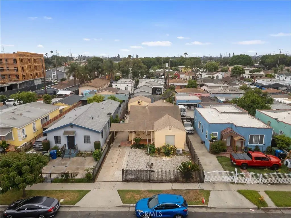 930 E 89th Street, Los Angeles