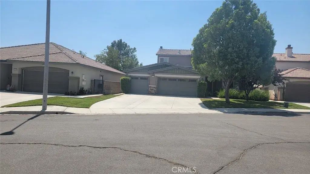 35781 Bobcat Way, Murrieta