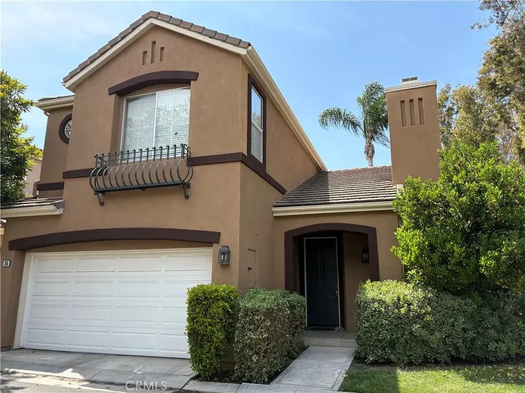 26 Del Trevi, Irvine