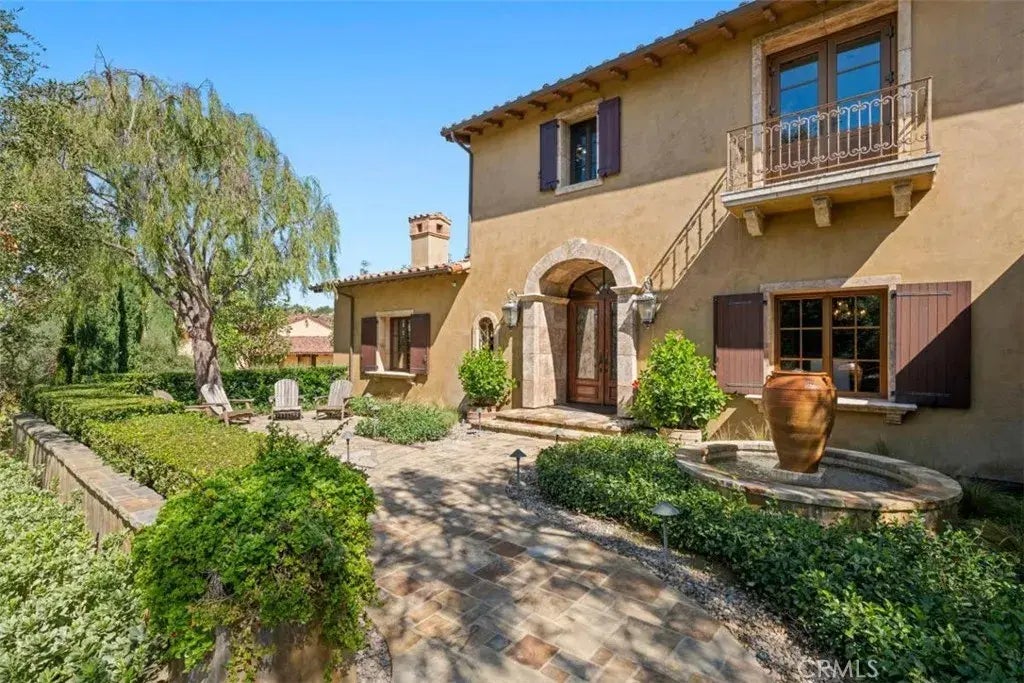 97 Canyon Creek, Irvine