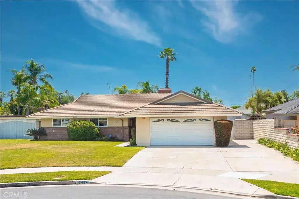 8434 Monteel Place, Riverside