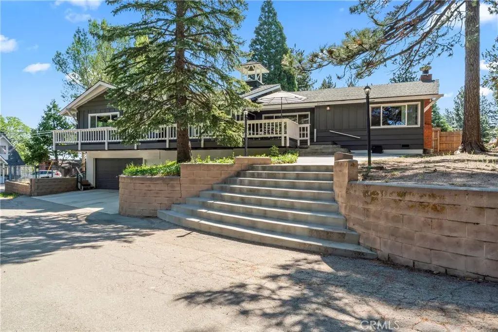 30955 Scenic Way, Running Springs