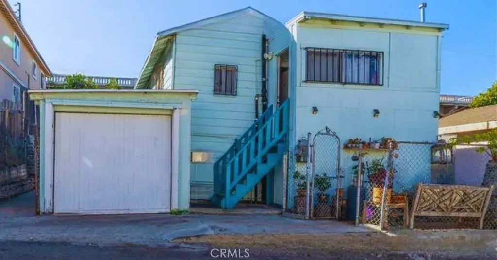 3339 E 4th Street, Los Angeles