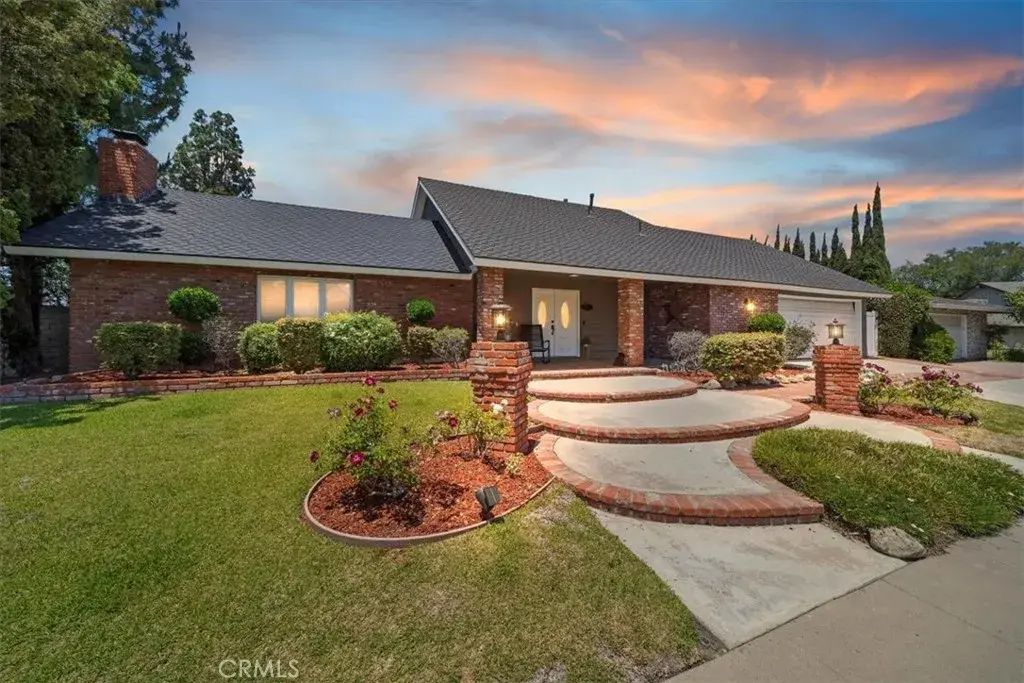 3021 E Hartford Road, Orange