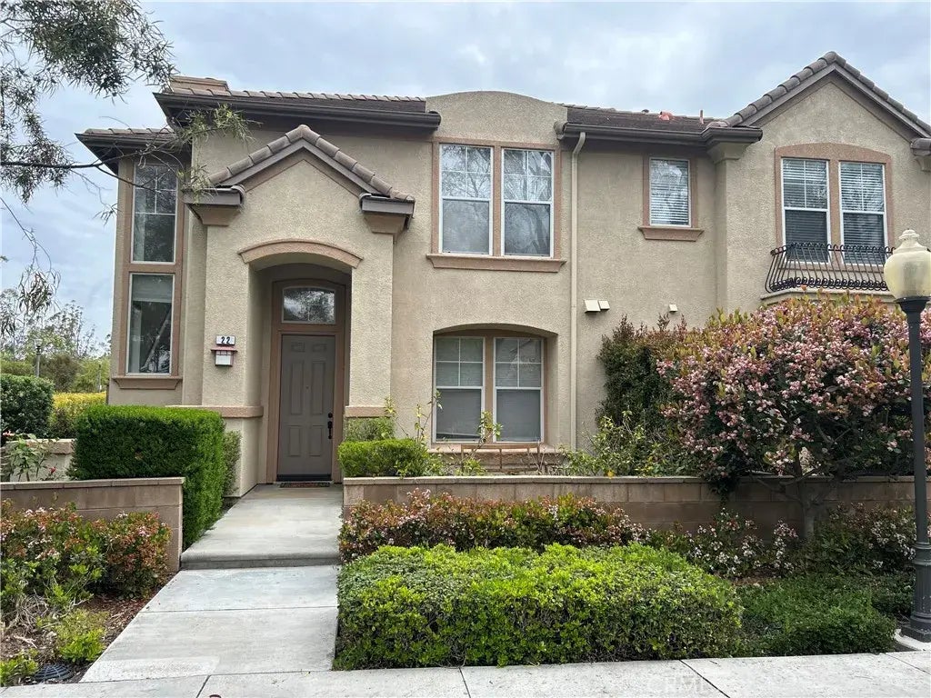 22 Mineral King, Irvine