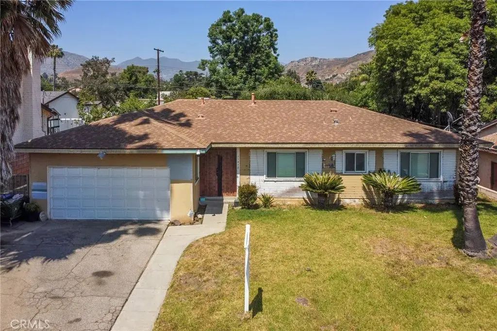 11478 Garrick Avenue, Sylmar