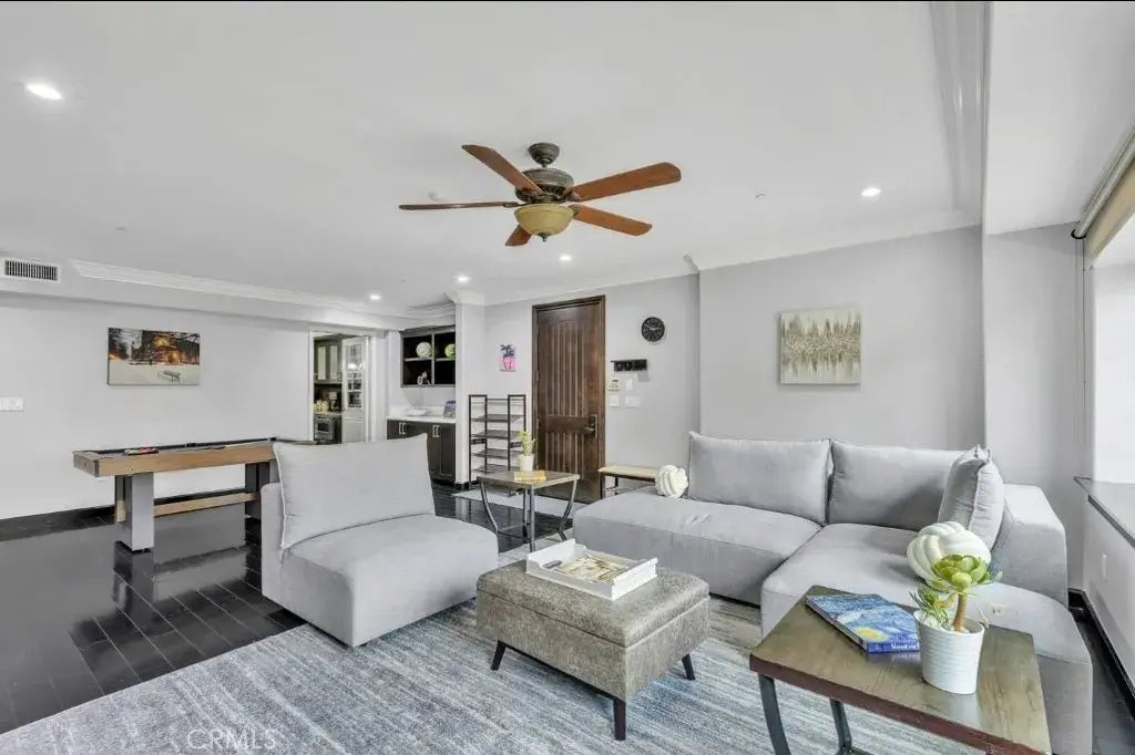 155 Cordova Street 203, Pasadena