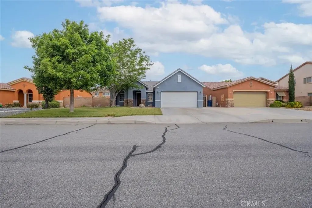 5767 W Avenue K3, Lancaster