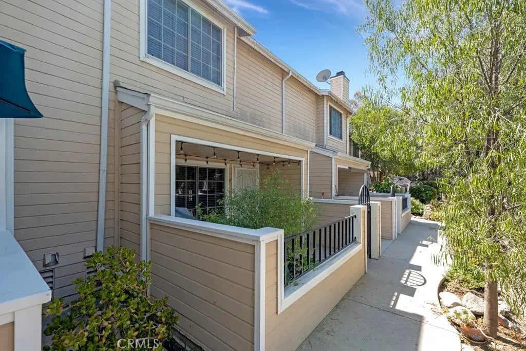 7038 De Celis Place 9, Van Nuys
