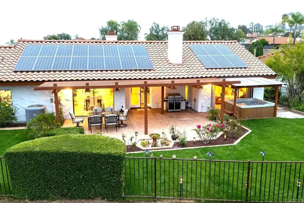 3913 Summer Way, Escondido