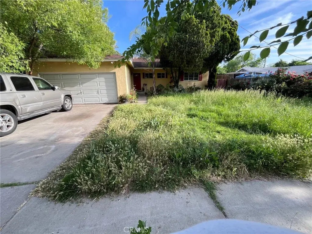 1111 E 27th Street, San Bernardino