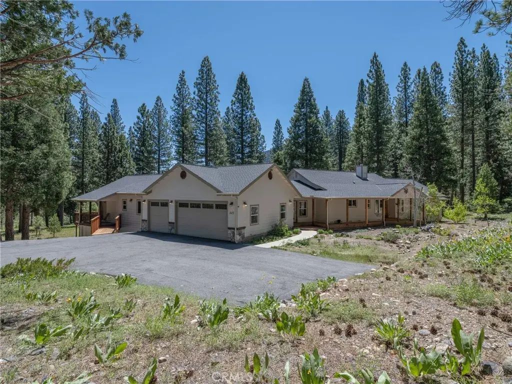 445 Boulder Drive, Clio