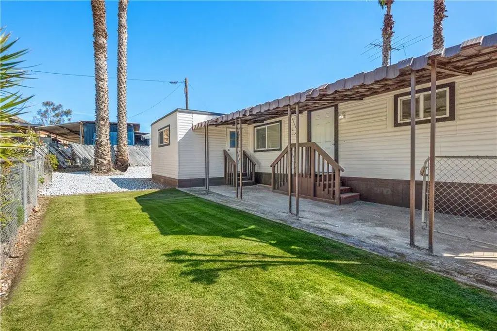3319 Avalon 78, Riverside