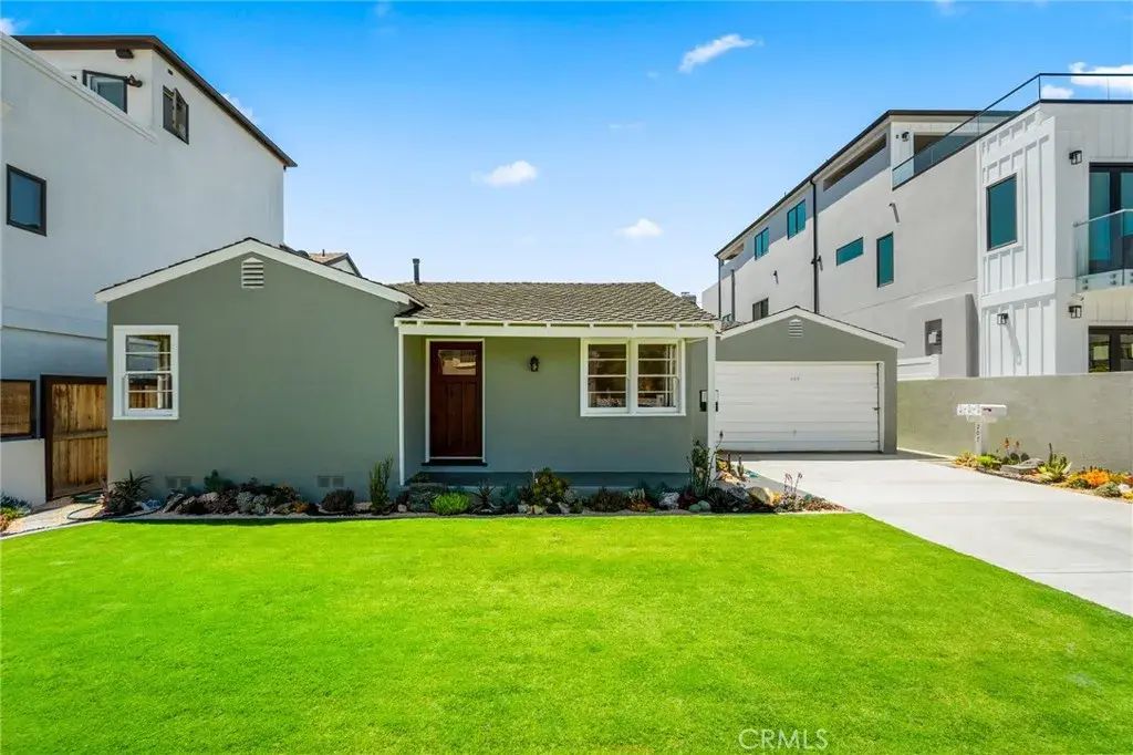 205 Huntington Street, Huntington Beach