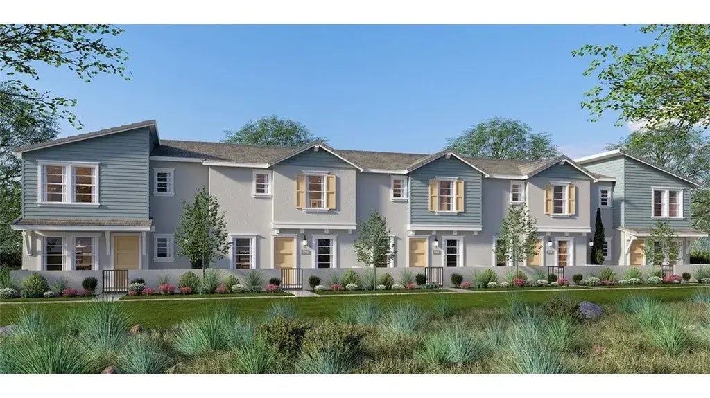 6392 Sierra Vista Lane 2, Fontana