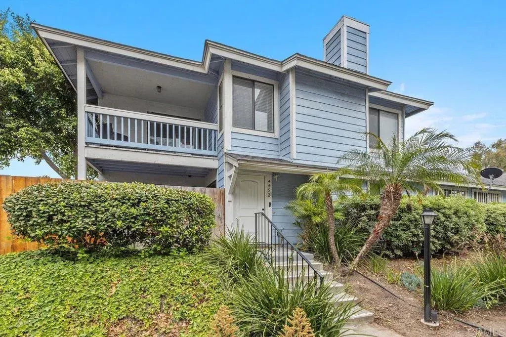 4452 Benfield Court, 