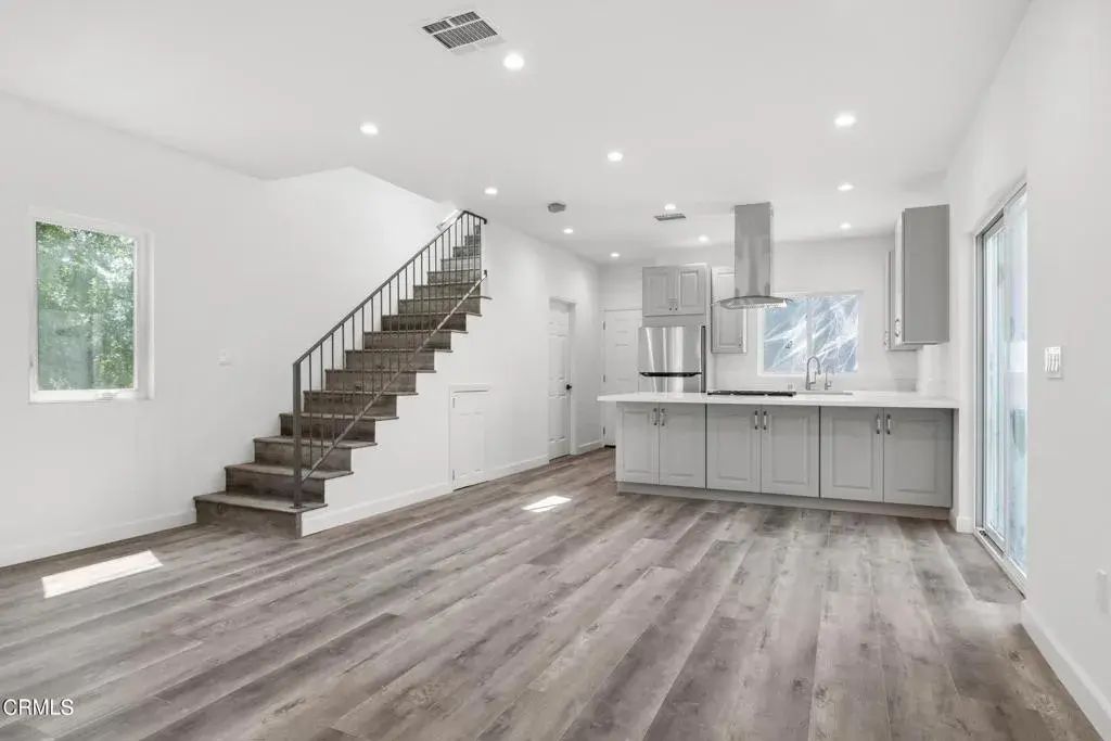 2764 Frances Avenue, La Crescenta