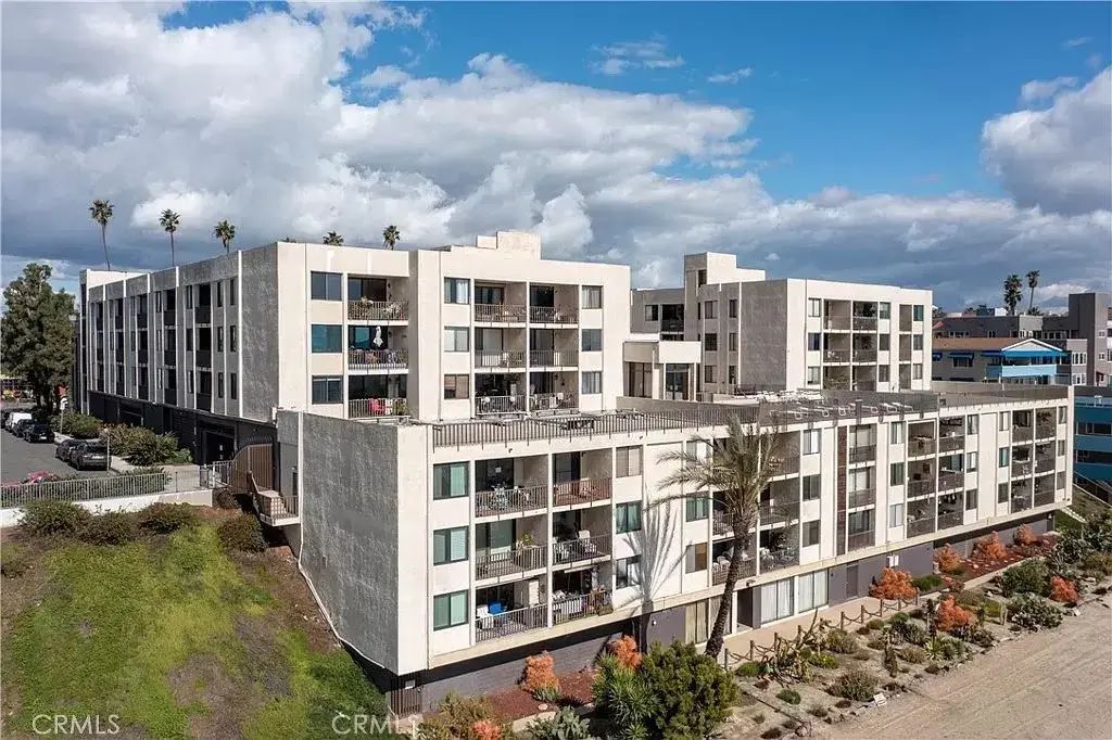 1140 E Ocean #333 Boulevard 333, Long Beach