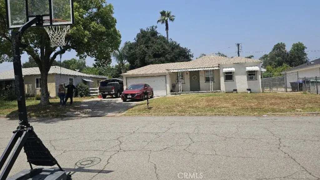 934 W 28th Street, San Bernardino