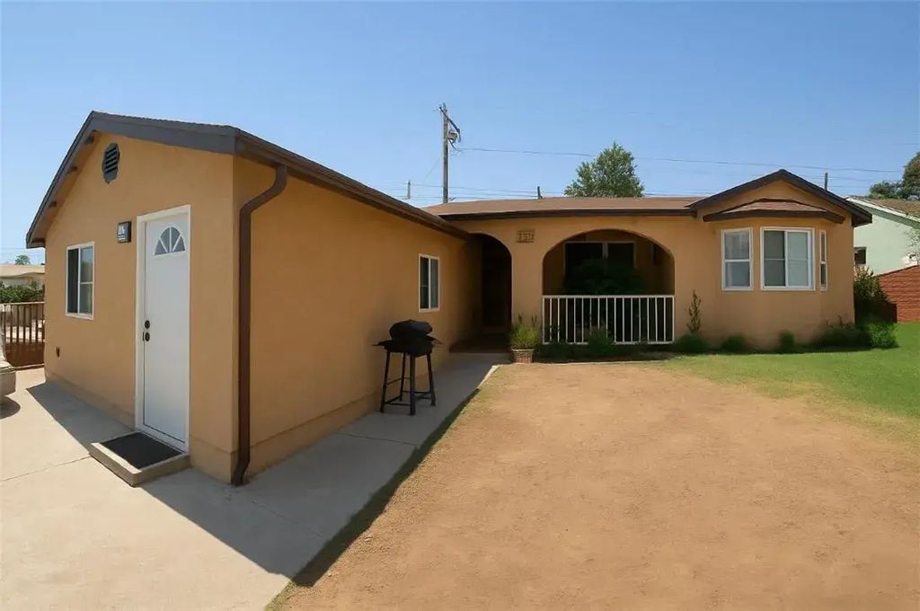829 Foxworth Avenue, La Puente