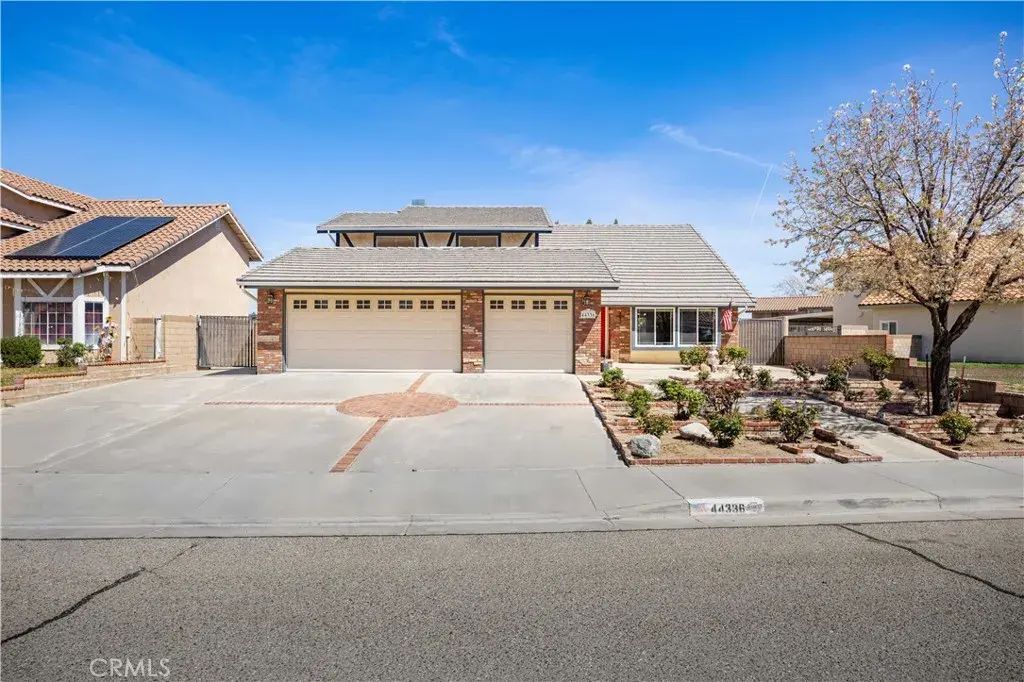 44336 Nolina Circle, Lancaster
