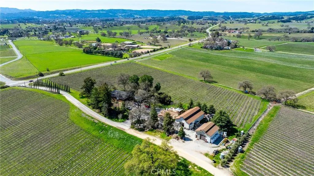 2023 Twelve Oaks Drive, Paso Robles
