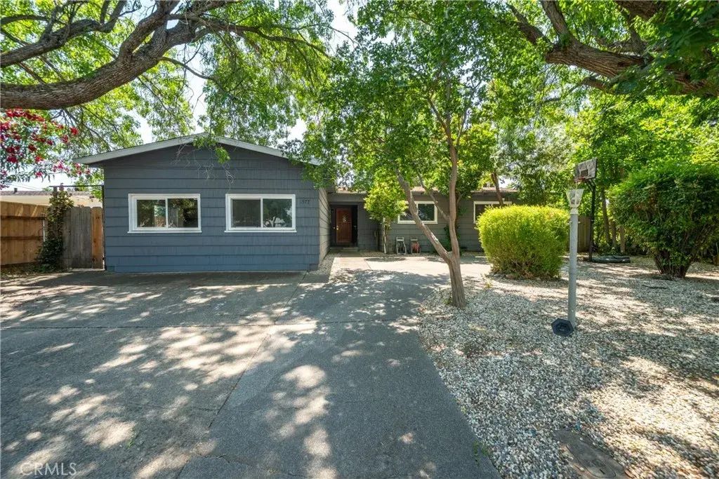 1577 Hawthorne Avenue, Chico