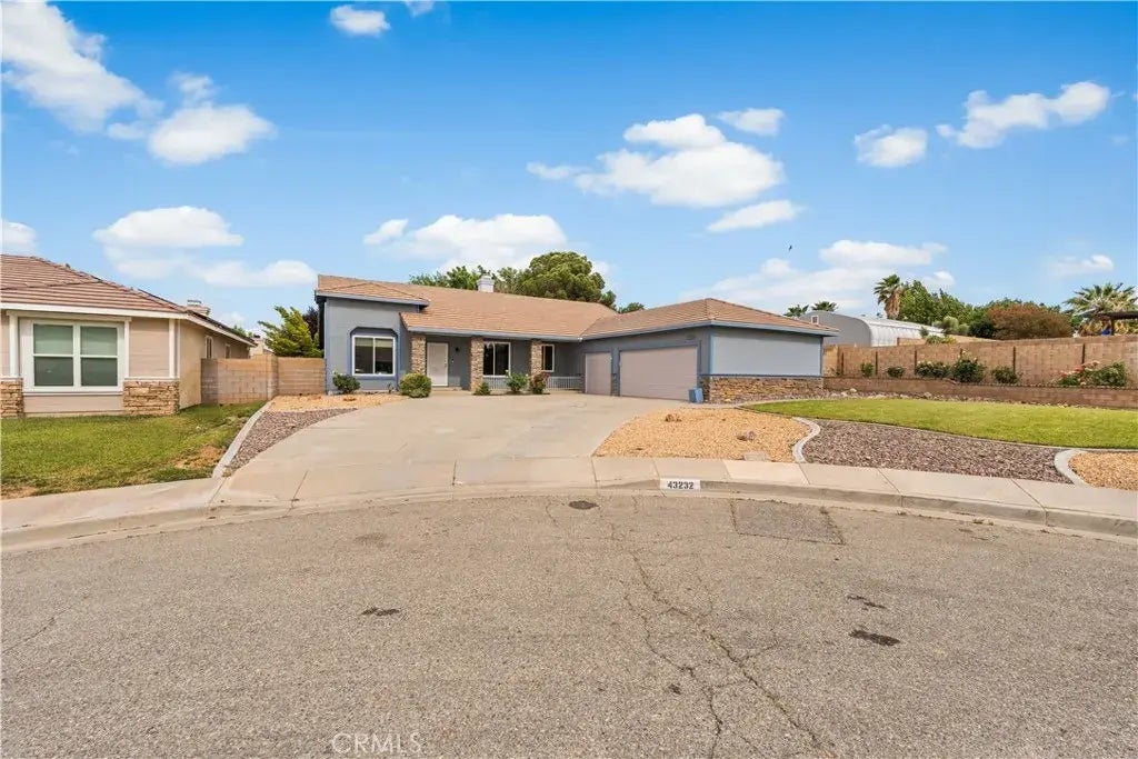 43232 Sawgrass Lane, Lancaster