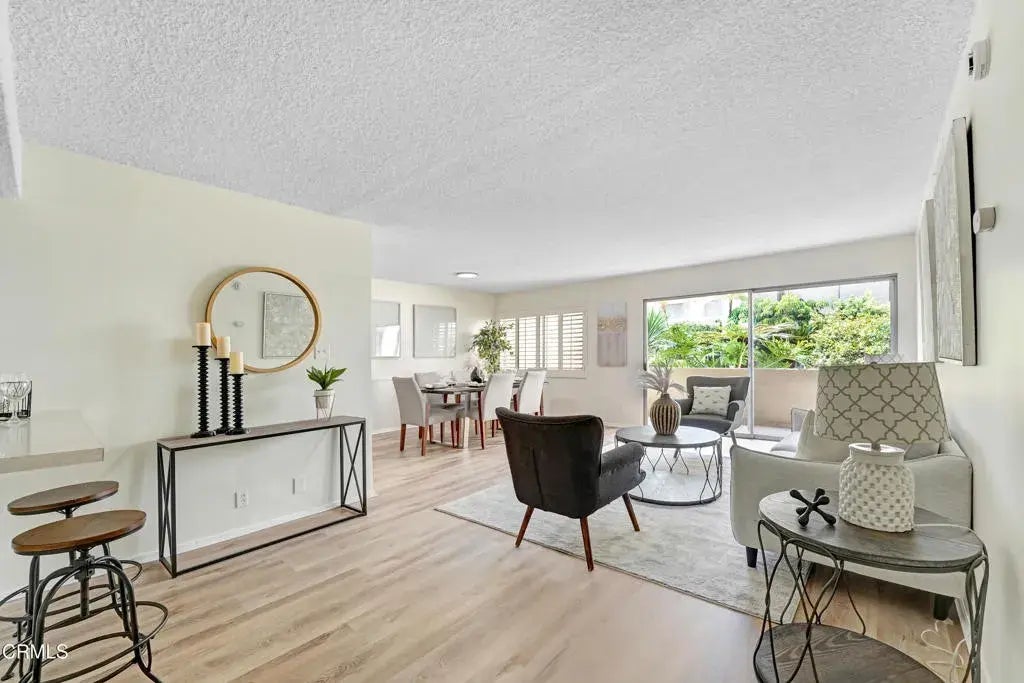 1142 Campbell Street 108, Glendale